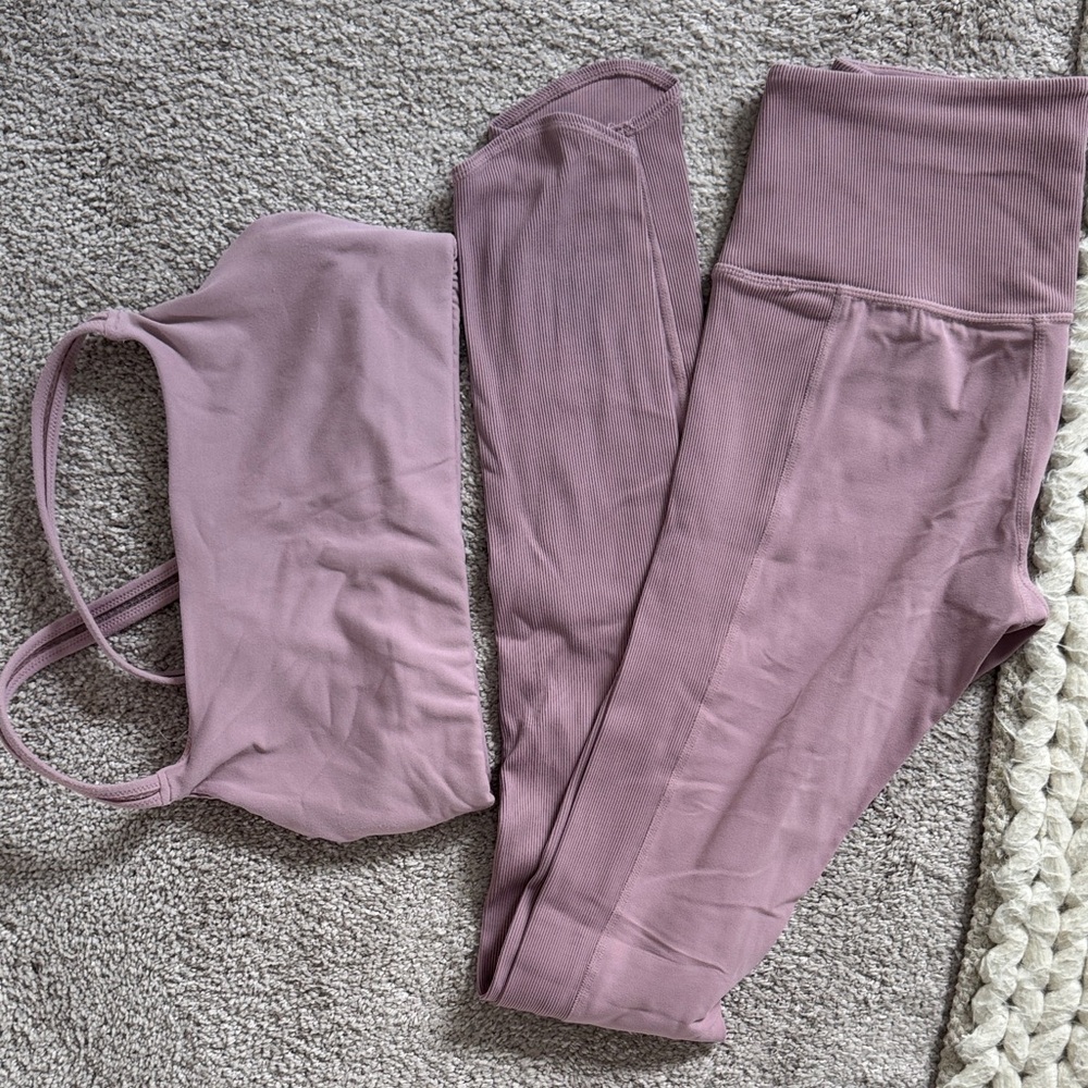 Athleta Lavender Sports Bra and Leggings Set